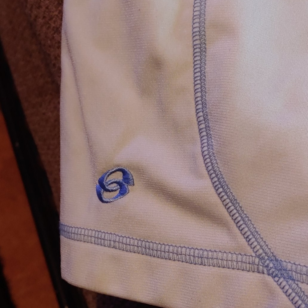 Active wear - Picture 5 of 6